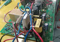 UPS不间断電(diàn)源常见故障维修方法